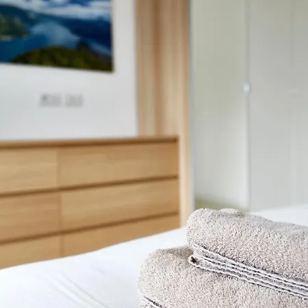 1 Apartment