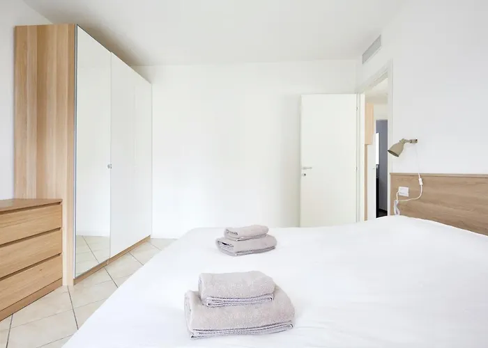 Apartment 1 *